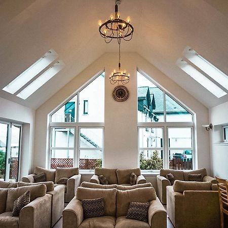 Corran Bunkhouse Hotel ห้อง รูปภาพ The interior of the new extension
