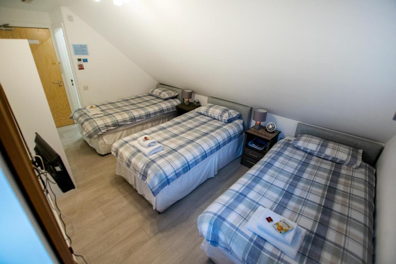 Corran Bunkhouse Hotel ภายนอก รูปภาพ