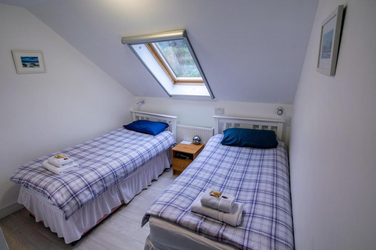 Corran Bunkhouse Hotel ภายนอก รูปภาพ