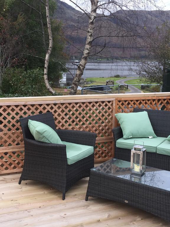 Corran Bunkhouse Hotel ภายนอก รูปภาพ A view of the River Tay from the hotel